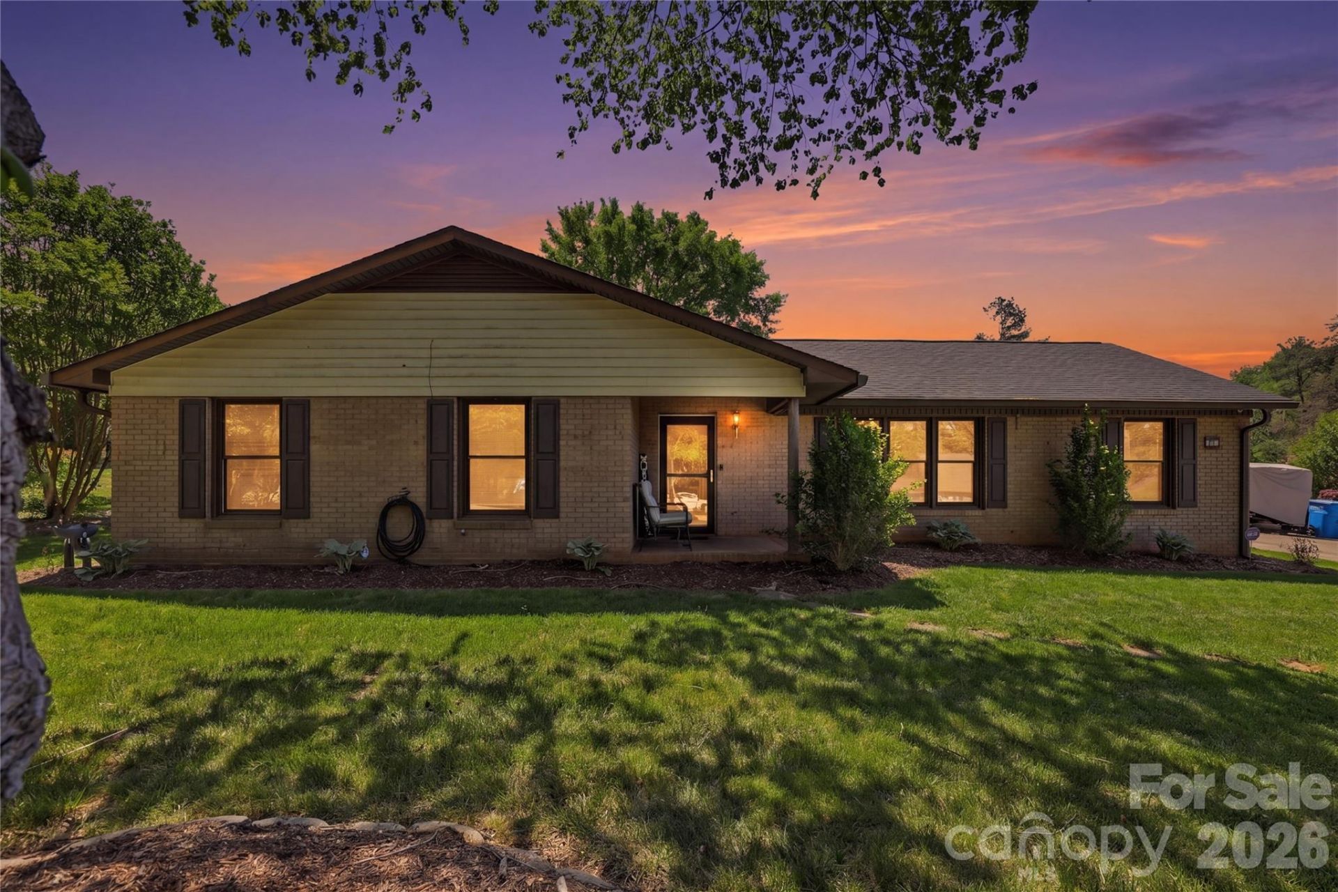 125 Southwood Park Road , Mooresville, NC 28117 Main Photo