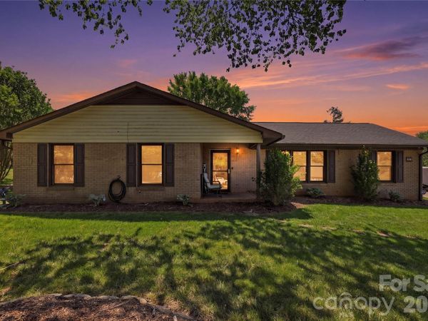 125 Southwood Park Road , Mooresville, NC 28117