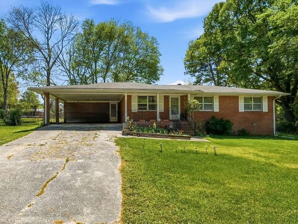 1210 Topaz Lane , Villa Rica, GA 30180