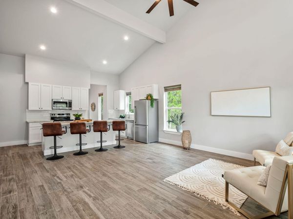 48 Wood Glen DR , Wimberley, TX 78676