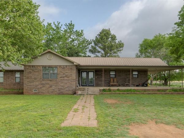 519 Main Street, Elmore City, OK 73433