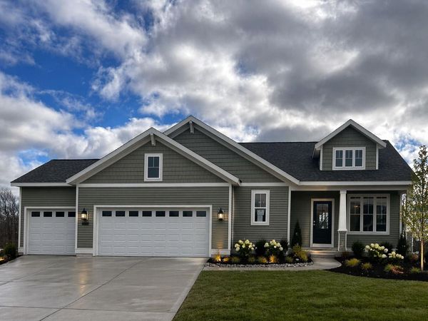 8380 Bauerridge Avenue, Jenison, MI 49428