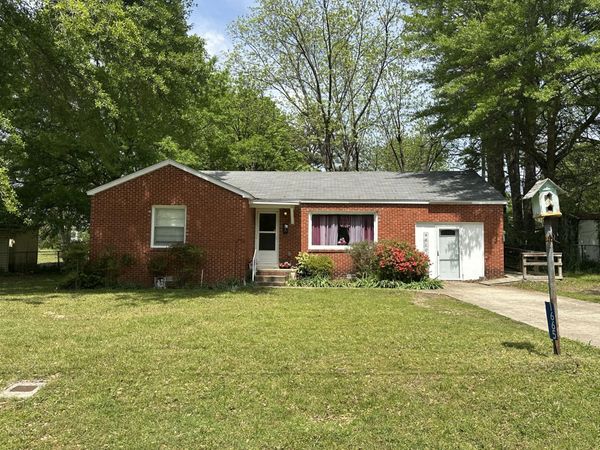 1665 Porter Street, Batesville, AR 72501