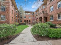 508 Lee Street, Evanston, IL 60202 primary photo