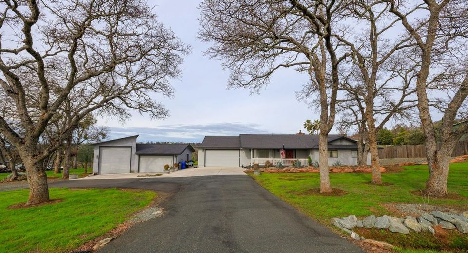 2318 Hartvickson Ln, Valley Springs, CA 95252 Photo