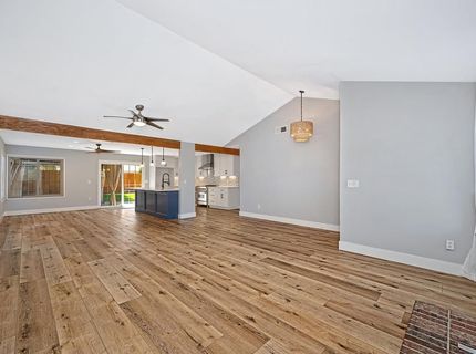 8940 Castle Park Dr., Elk Grove, CA 95624 Photo