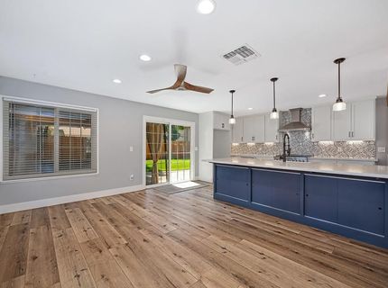 8940 Castle Park Dr., Elk Grove, CA 95624 Photo