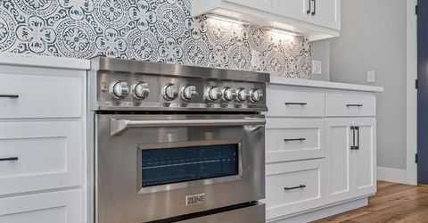 8940 Castle Park Dr., Elk Grove, CA 95624 Photo