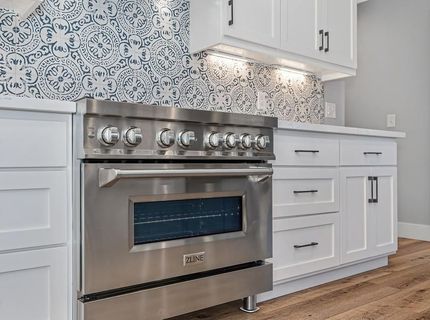 8940 Castle Park Dr., Elk Grove, CA 95624 Photo