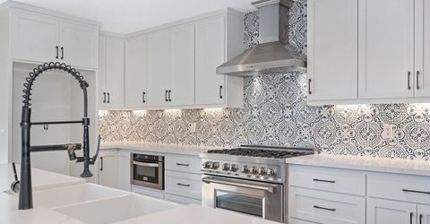 8940 Castle Park Dr., Elk Grove, CA 95624 Photo