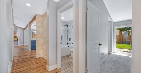 8940 Castle Park Dr., Elk Grove, CA 95624 Photo