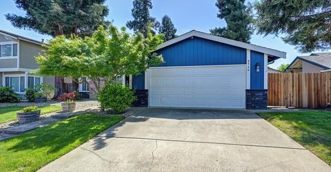 8940 Castle Park Dr., Elk Grove, CA 95624 Photo