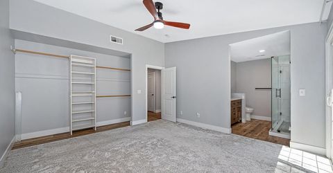 8940 Castle Park Dr., Elk Grove, CA 95624 Photo