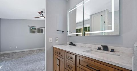 8940 Castle Park Dr., Elk Grove, CA 95624 Photo