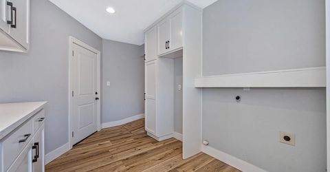 8940 Castle Park Dr., Elk Grove, CA 95624 Photo