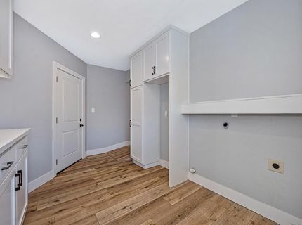 8940 Castle Park Dr., Elk Grove, CA 95624 Photo