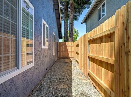 8940 Castle Park Dr., Elk Grove, CA 95624 Photo