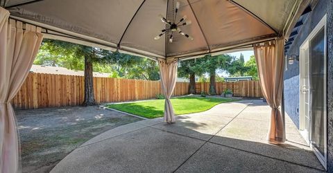 8940 Castle Park Dr., Elk Grove, CA 95624 Photo