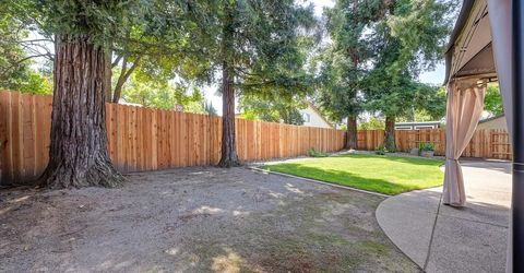 8940 Castle Park Dr., Elk Grove, CA 95624 Photo