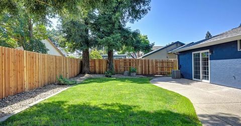 8940 Castle Park Dr., Elk Grove, CA 95624 Photo