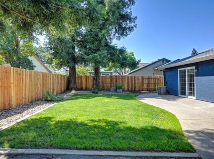 8940 Castle Park Dr., Elk Grove, CA 95624 Photo