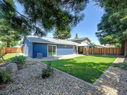 8940 Castle Park Dr., Elk Grove, CA 95624 Photo