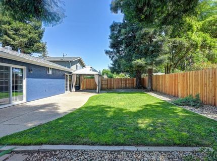 8940 Castle Park Dr., Elk Grove, CA 95624 Photo