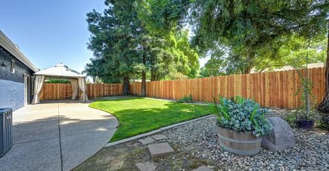 8940 Castle Park Dr., Elk Grove, CA 95624 Photo