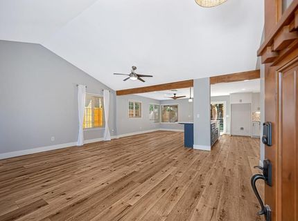 8940 Castle Park Dr., Elk Grove, CA 95624 Photo