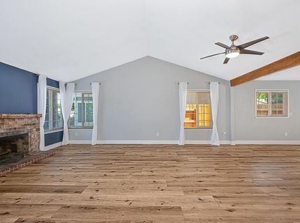 8940 Castle Park Dr., Elk Grove, CA 95624 Photo