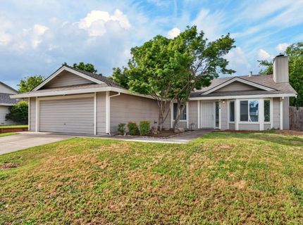 4714 Monument Dr, Sacramento, CA 95842 Photo