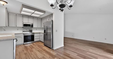 4714 Monument Dr, Sacramento, CA 95842 Photo