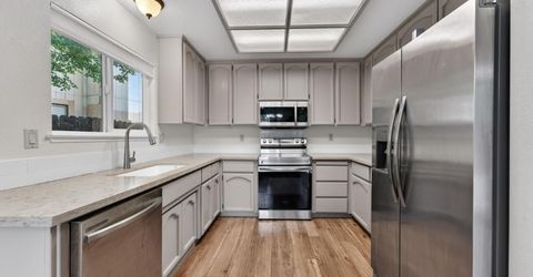 4714 Monument Dr, Sacramento, CA 95842 Photo