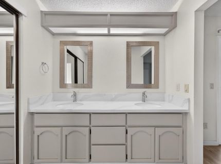 4714 Monument Dr, Sacramento, CA 95842 Photo