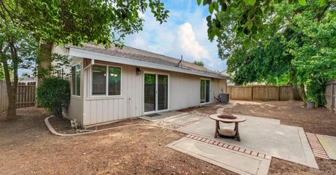 4714 Monument Dr, Sacramento, CA 95842 Photo