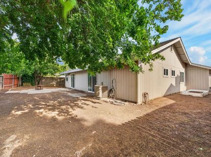 4714 Monument Dr, Sacramento, CA 95842 Photo