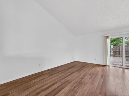 4714 Monument Dr, Sacramento, CA 95842 Photo