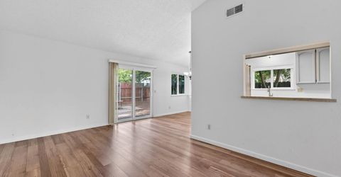 4714 Monument Dr, Sacramento, CA 95842 Photo