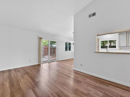 4714 Monument Dr, Sacramento, CA 95842 Photo