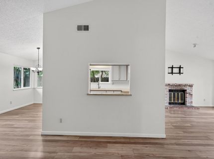 4714 Monument Dr, Sacramento, CA 95842 Photo