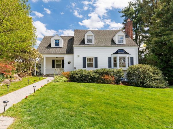 201 Clayton Road, Scarsdale, NY 10583