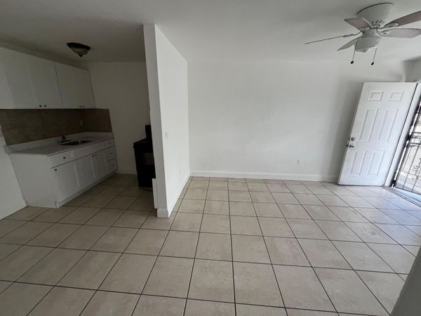 3015 NW 8th Avenue, Unit 11, Miami, FL 33127