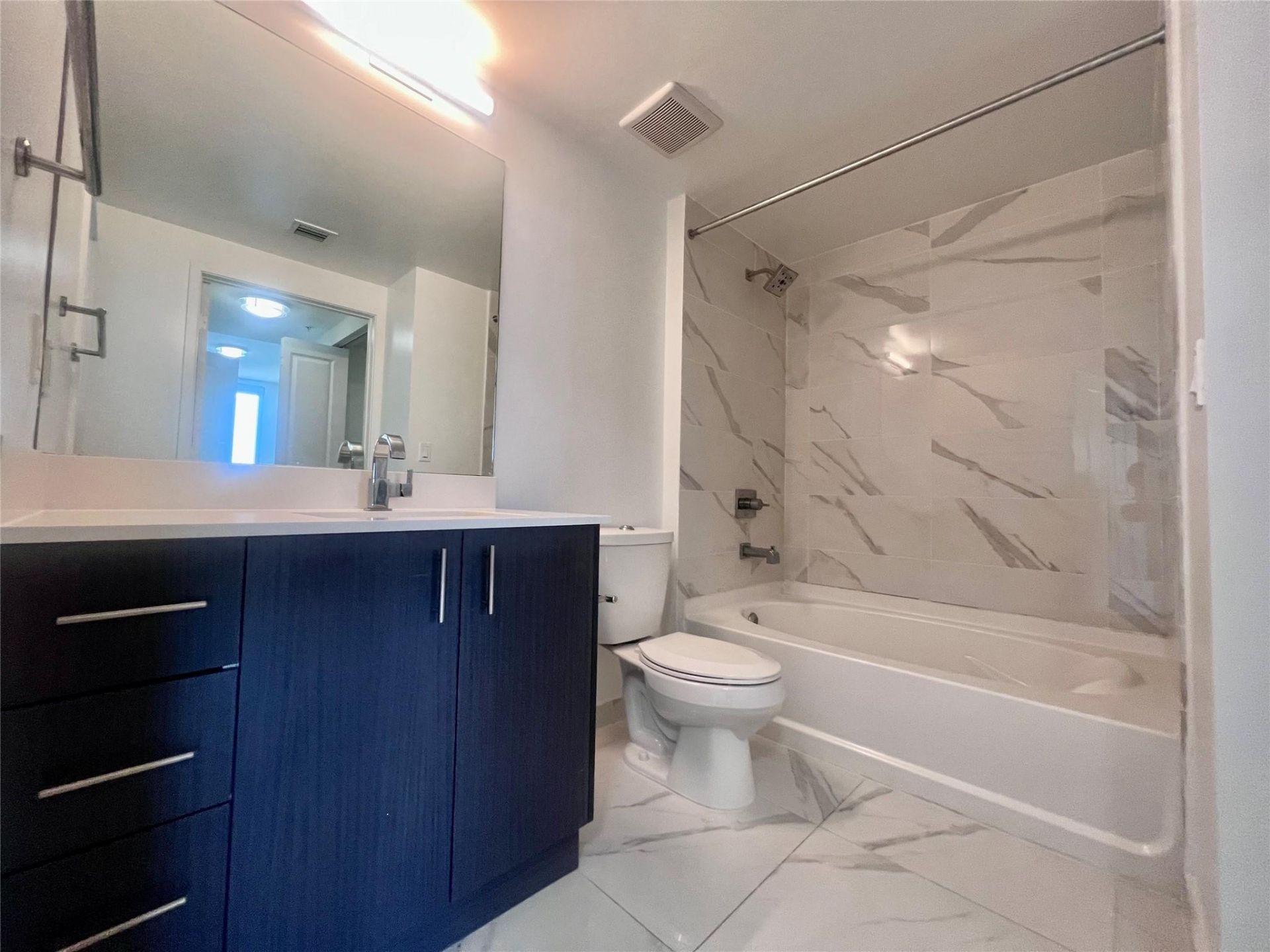 729 NW 2 Street, Unit 1001, Miami, FL 33128 Photo