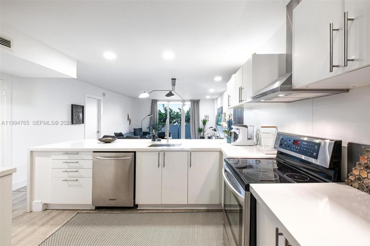 5 Island Ave , Unit LF, Miami Beach, FL 33139 Photo