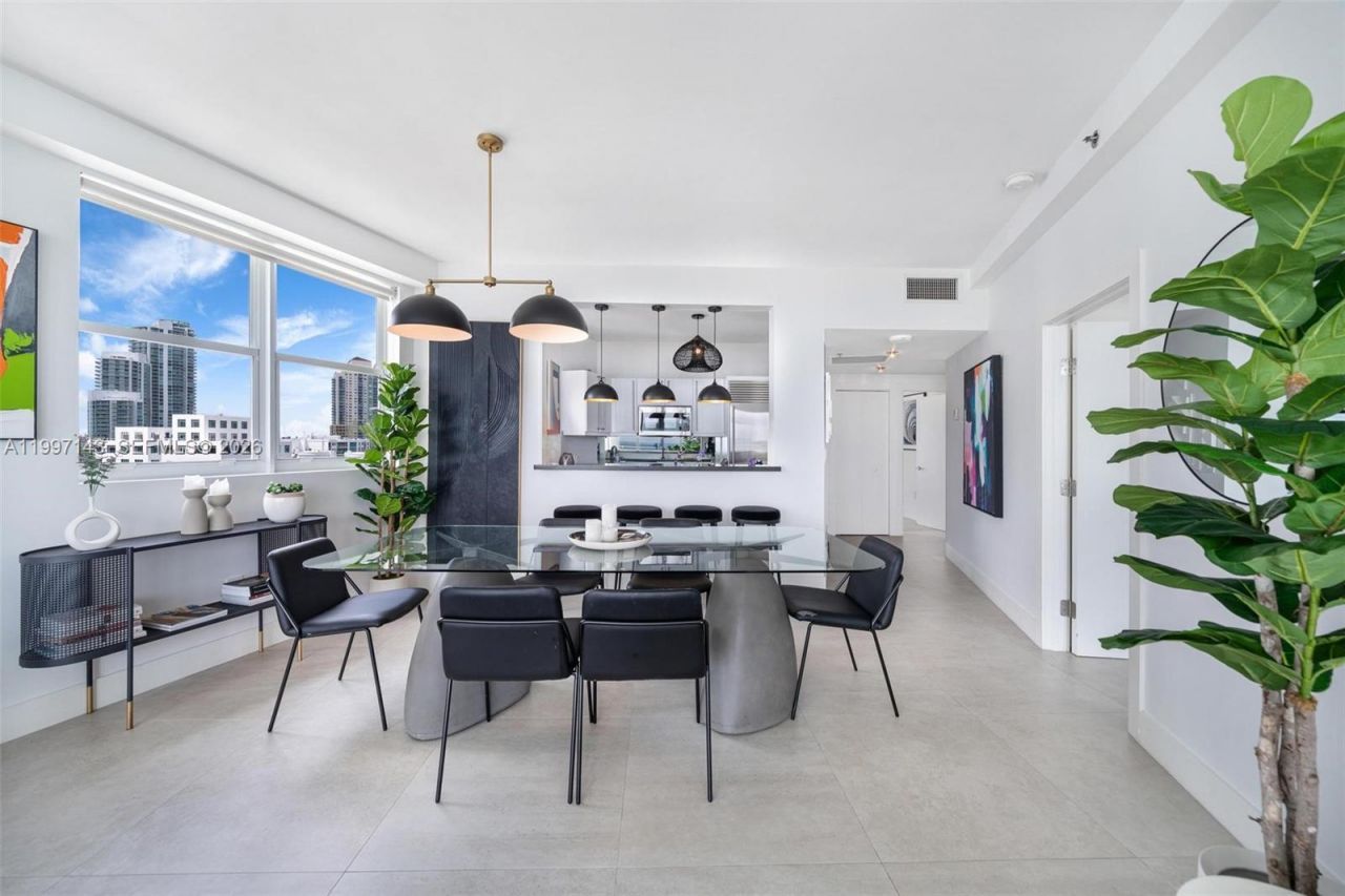 226 Ocean Dr , Unit 8F, Miami Beach, FL 33139 Photo