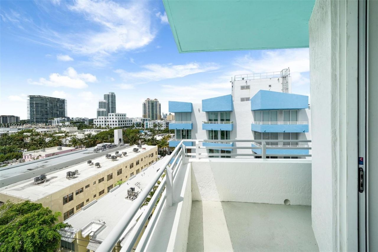 226 Ocean Dr , Unit 8F, Miami Beach, FL 33139 Photo