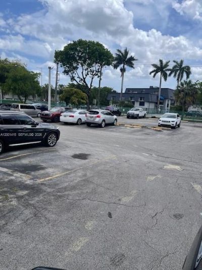 606 W 81st St , Unit 408, Hialeah, FL 33014 Photo