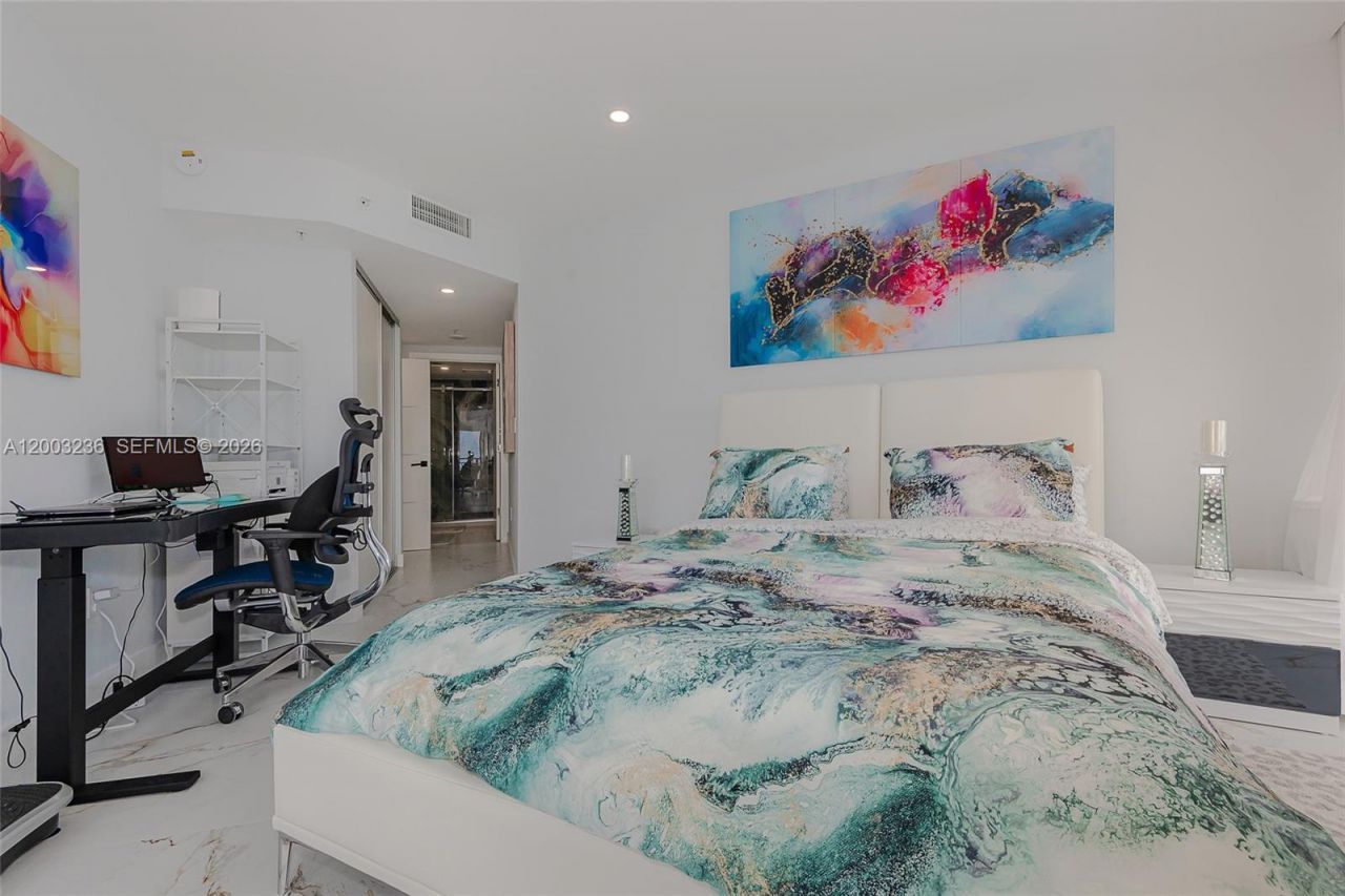 17375 Collins Ave, Unit 1601, Sunny Isles Beach, FL 33160 Photo
