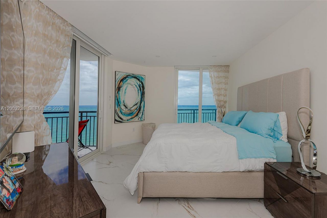 17375 Collins Ave , Unit 1601, Sunny Isles Beach, FL 33160 Photo