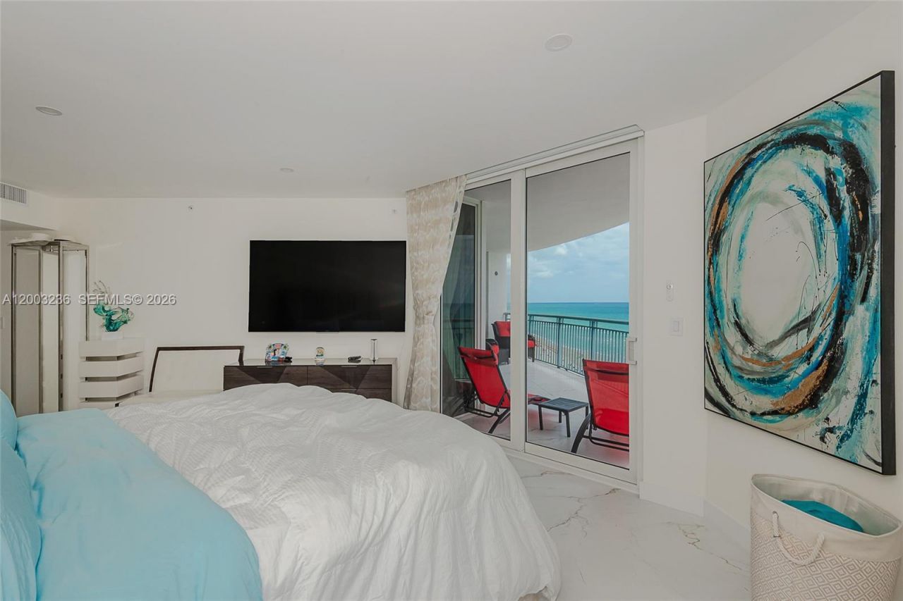 17375 Collins Ave , Unit 1601, Sunny Isles Beach, FL 33160 Photo